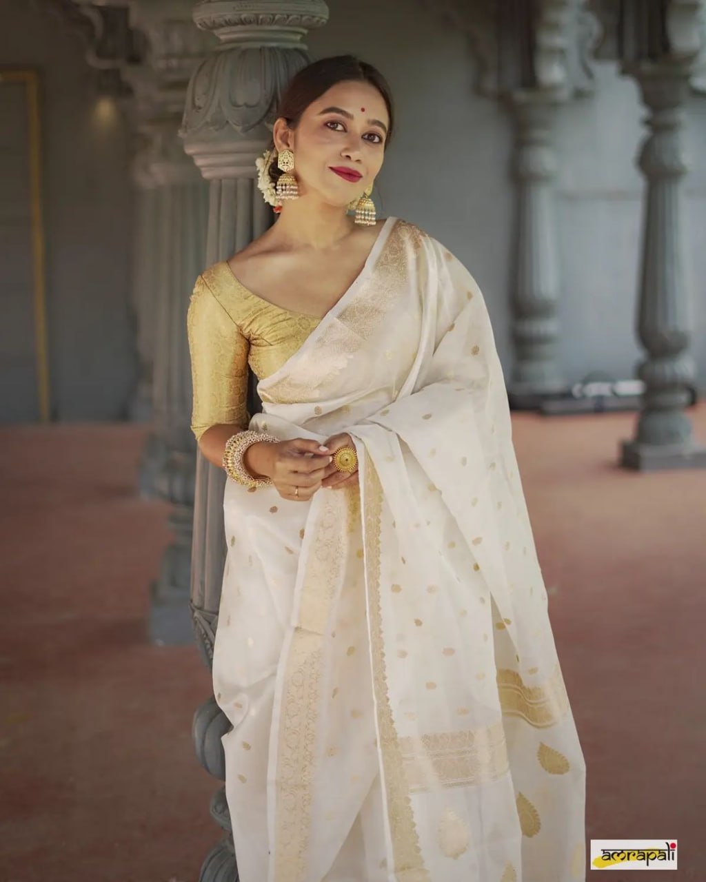 Regal White Silk Saree