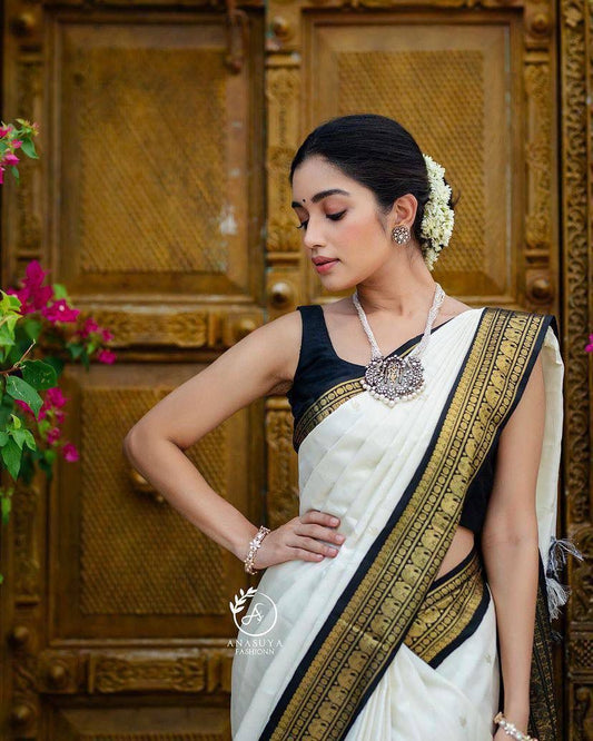 Royal Elegance Kerala Kasavu Saree