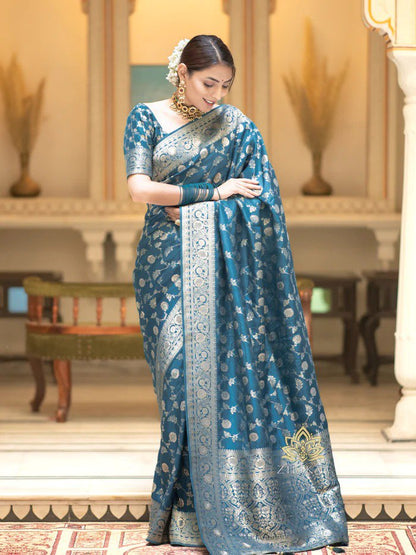 Banarasi saree zari work