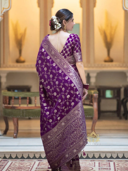 Banarasi saree zari work