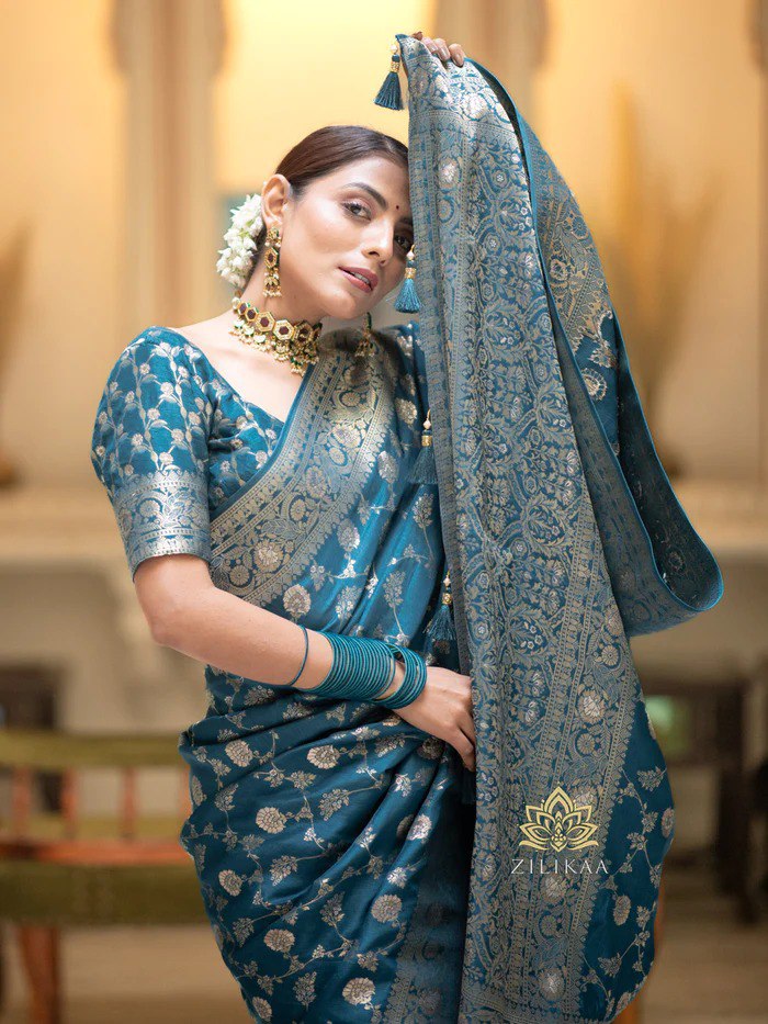 Banarasi saree zari work