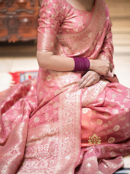 Banarasi saree zari work