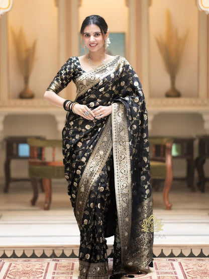 Banarasi saree zari work